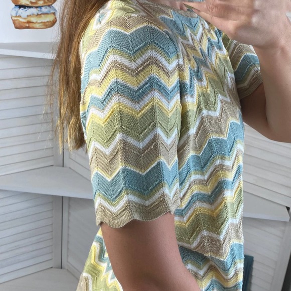 Alfred Dunner colorful chevron short sleeve top - Picture 2 of 7